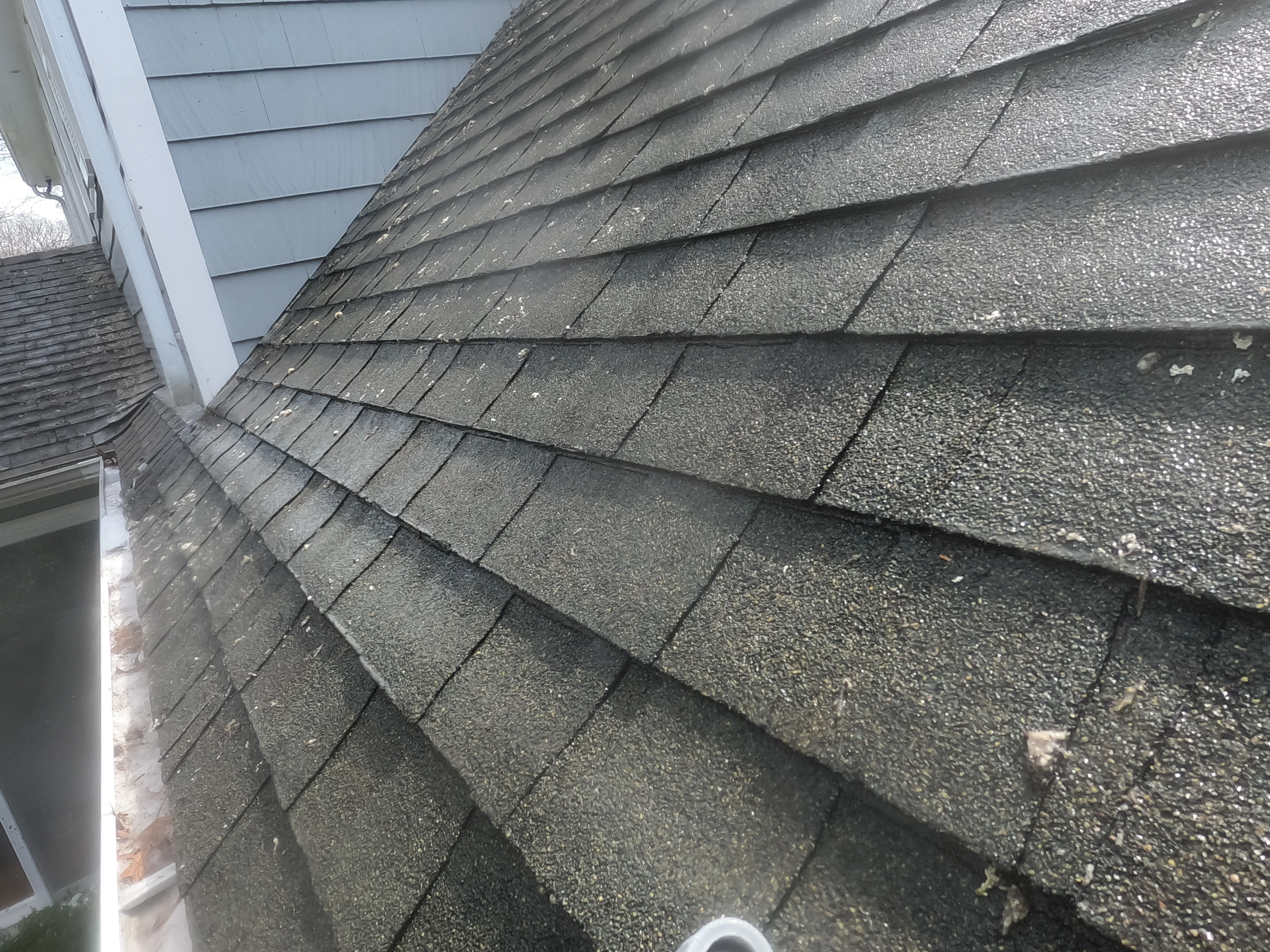 Gutter cleaning in fairfield county for apartment complexes with low pressure and eco friendly solutions.